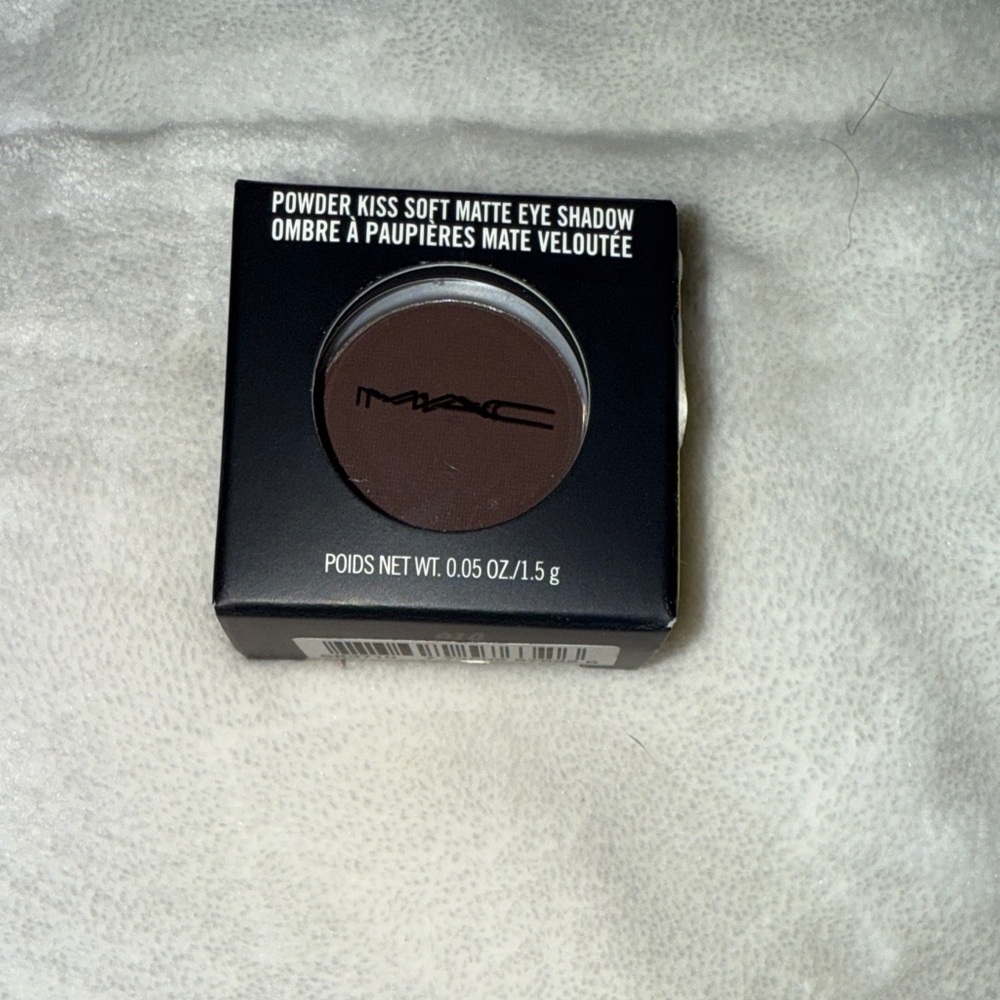 NWB MAC Cosmetics Powder Kiss Soft Matte Eye Shadow - Give a Glam
